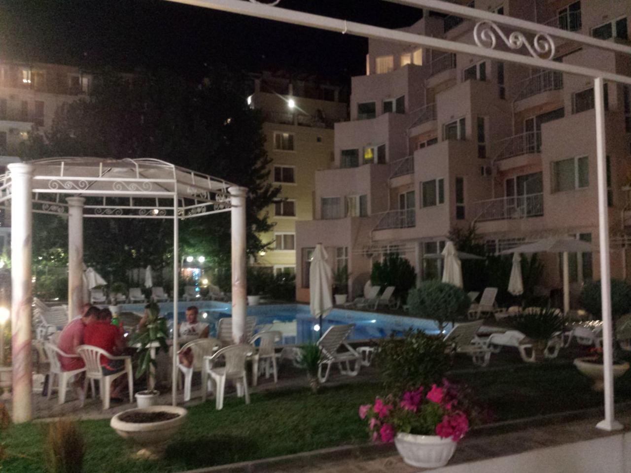 Vanilla Garden Apartments Sunny Beach Exterior photo